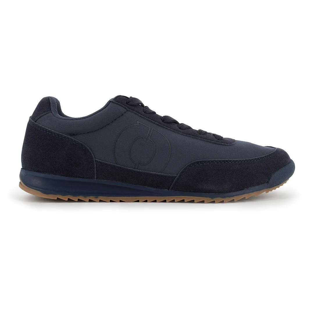 Gallery-Ready Sneaker Listing before