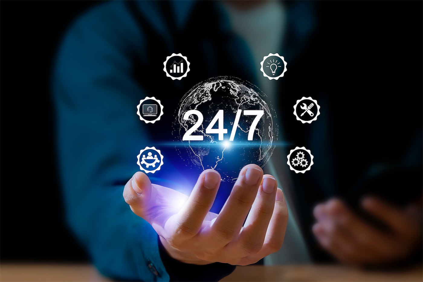 24:7 Customer Service